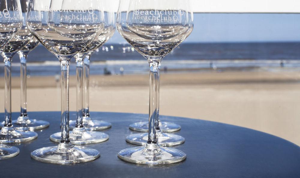 Hotel Van Oranje Noordwijk Exterior photo Wine glasses